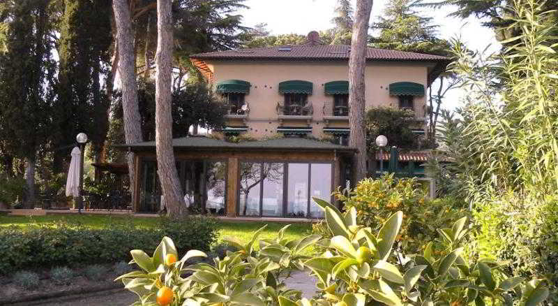 Hotel Kursaal Passignano sul Trasimeno Exterior photo